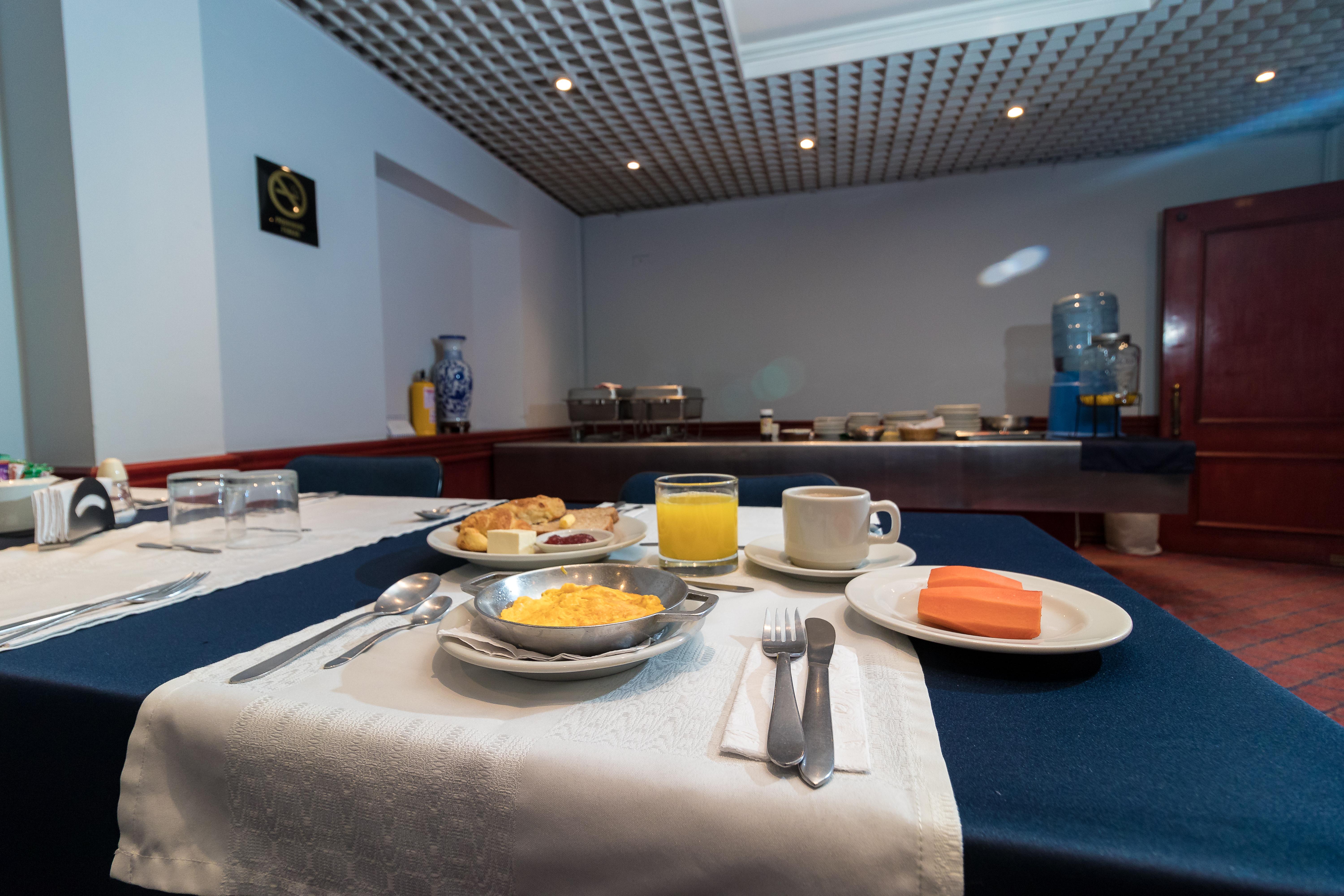 Hotel Suites Real 97 โบโกตา ภายนอก รูปภาพ