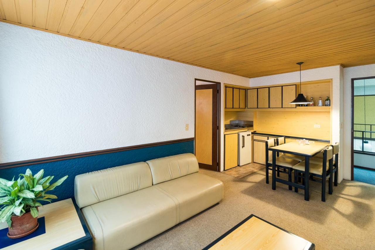 Hotel Suites Real 97 โบโกตา ภายนอก รูปภาพ