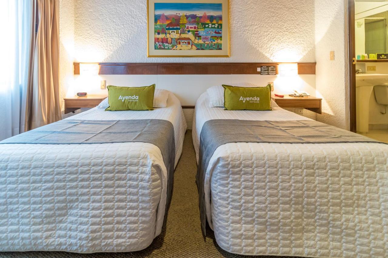 Hotel Suites Real 97 โบโกตา ภายนอก รูปภาพ